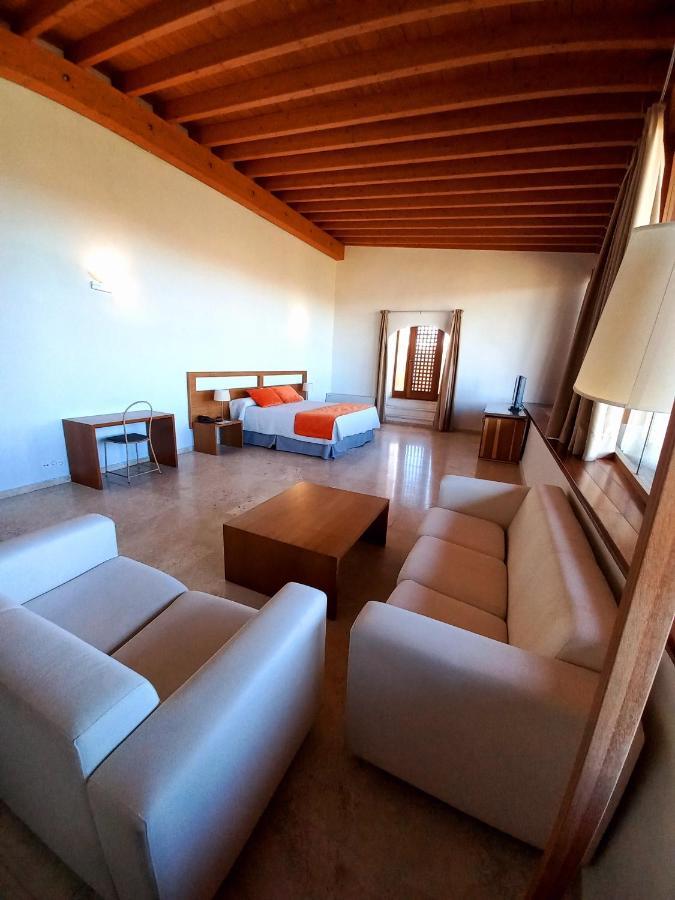 Hotel 4 Estrellas Conventual De Alcantara 외부 사진